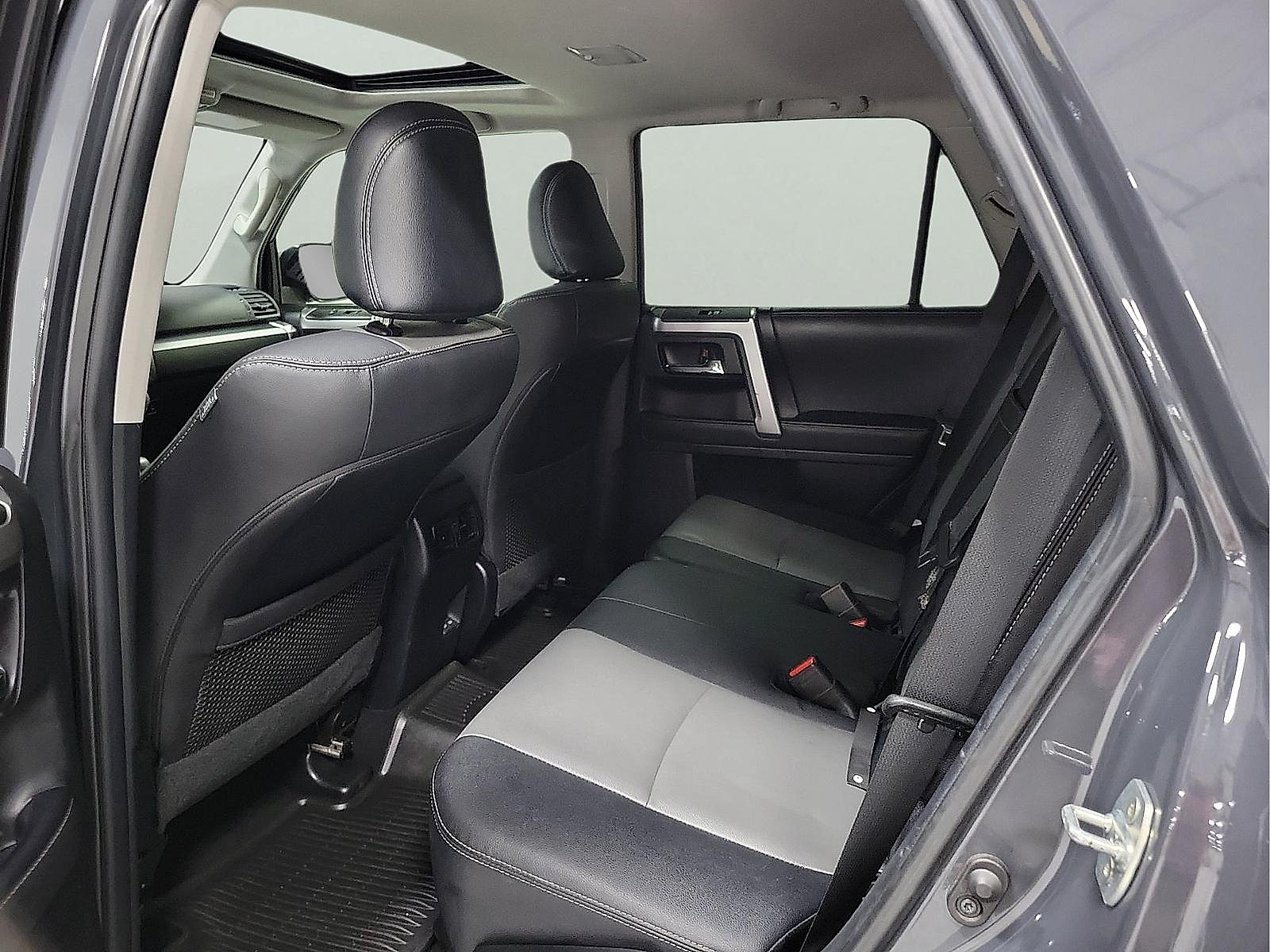 Certified 2024 Toyota 4Runner SR5 Premium w/ Moonroof Package RWD image 9