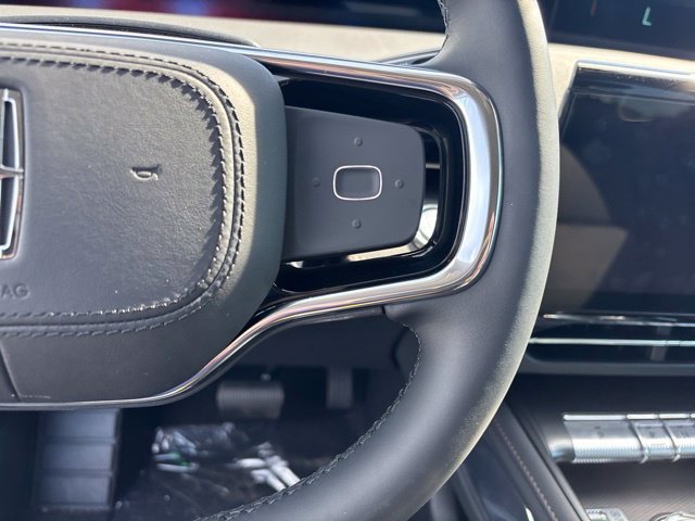 New 2026 Lincoln Nautilus Premier w/ Jet Appearance Package AWD/4WD image 19