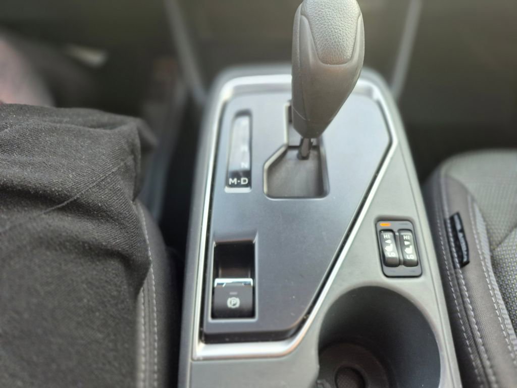 Used 2024 Subaru Crosstrek 2.0i Premium image 19