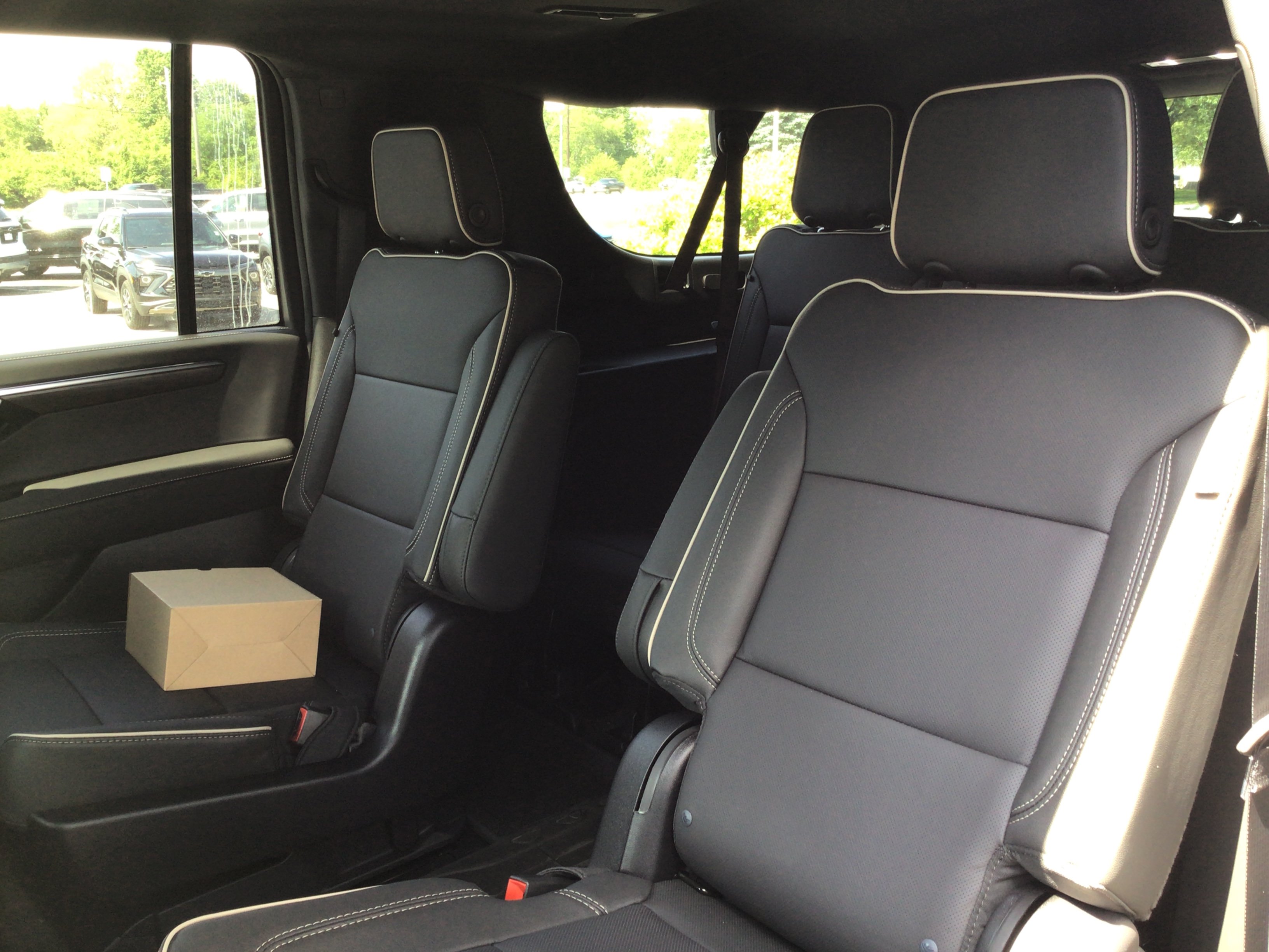 New 2026 Chevrolet Suburban Premier AWD/4WD image 87