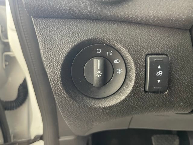 Used 2019 Ford Fiesta SE FWD image 35
