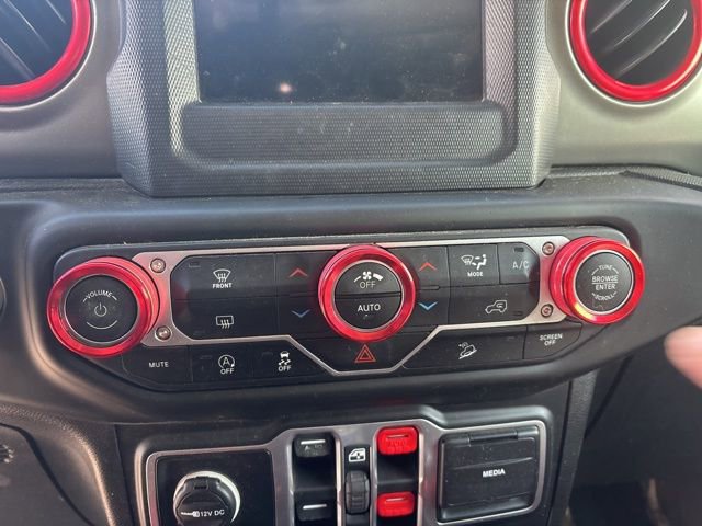 Used 2018 Jeep Wrangler Unlimited Sport S image 23