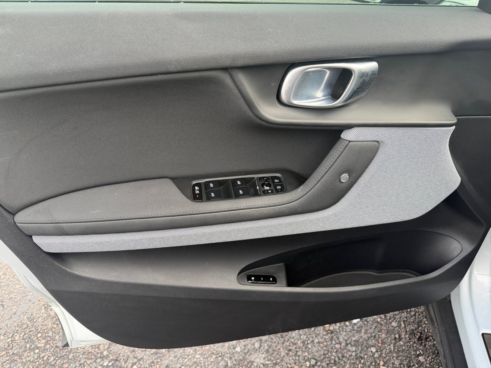 Used 2023 Polestar Polestar 2 w/ Pilot Pack FWD image 17
