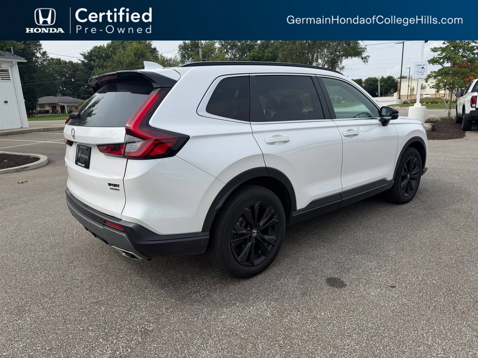 Used 2025 Honda CR-V Sport Touring image 6