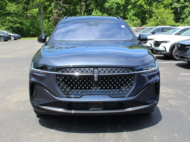 Certified 2024 Lincoln Nautilus Reserve w/ Equipment Group 202A AWD/4WD image 10