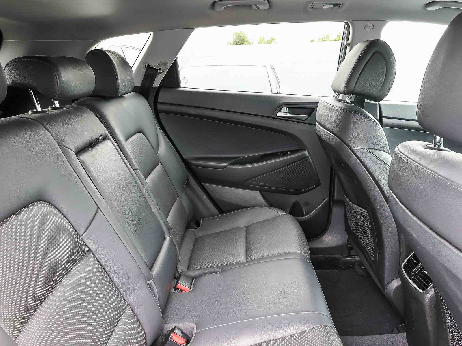 Used 2016 Hyundai Tucson Limited w/ Option Group 03 image 19