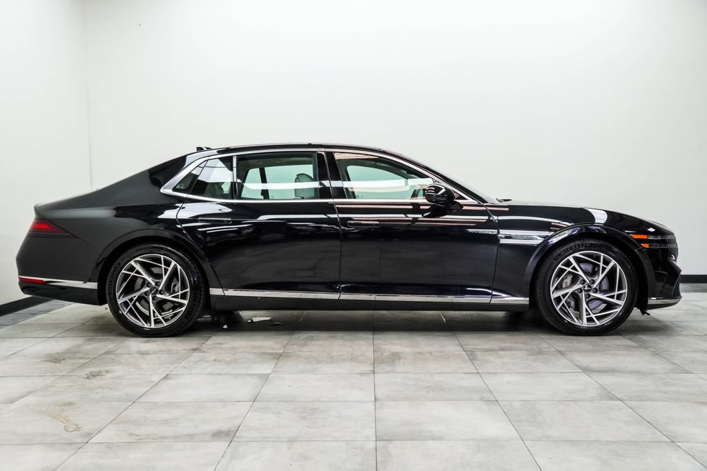 Used 2023 Genesis G90 3.5T AWD/4WD image 10