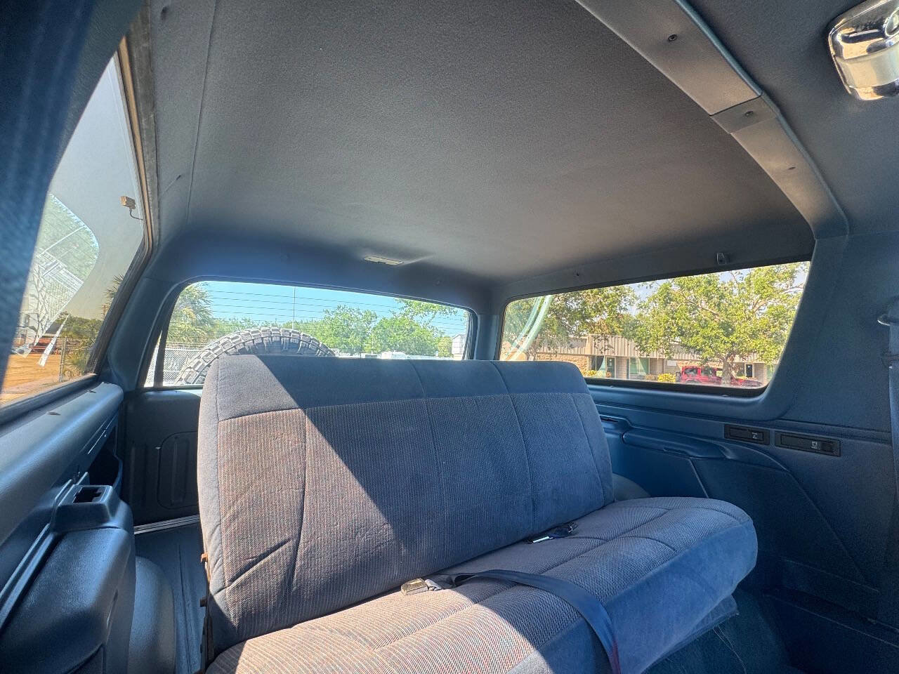 Used 1995 Ford Bronco XLT image 89