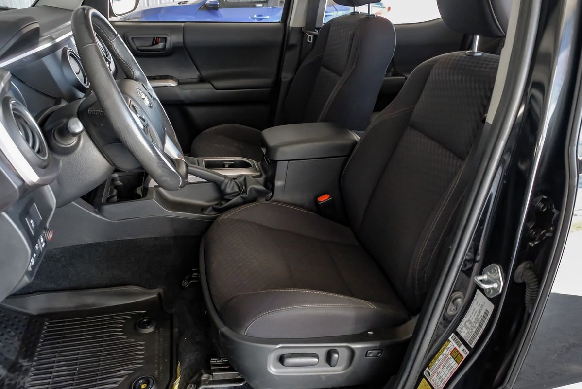 Used 2023 Toyota Tacoma SR5 w/ Trail Edition AWD/4WD image 29