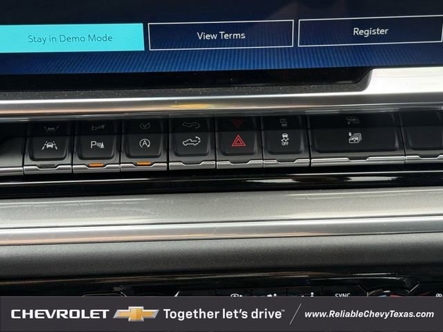 New 2025 Chevrolet Silverado 1500 High Country w/ High Country Premium Package AWD/4WD image 18