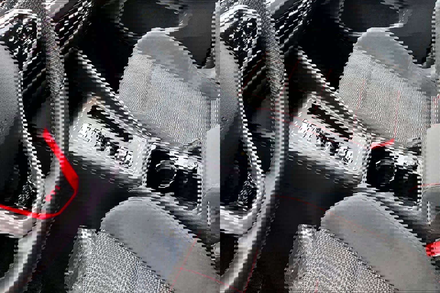 Used 2022 Volkswagen GTI S image 15