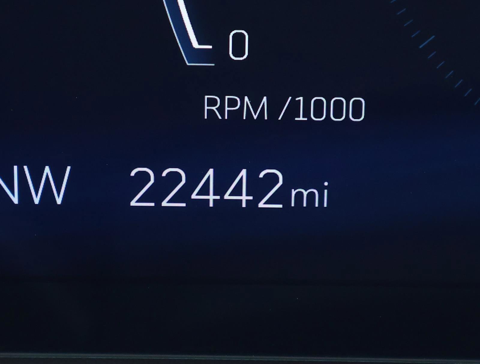 Certified 2024 Cadillac XT4 Luxury FWD image 32