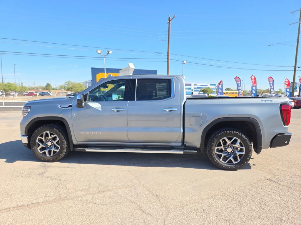 Used 2024 GMC Sierra 1500 SLT image 2