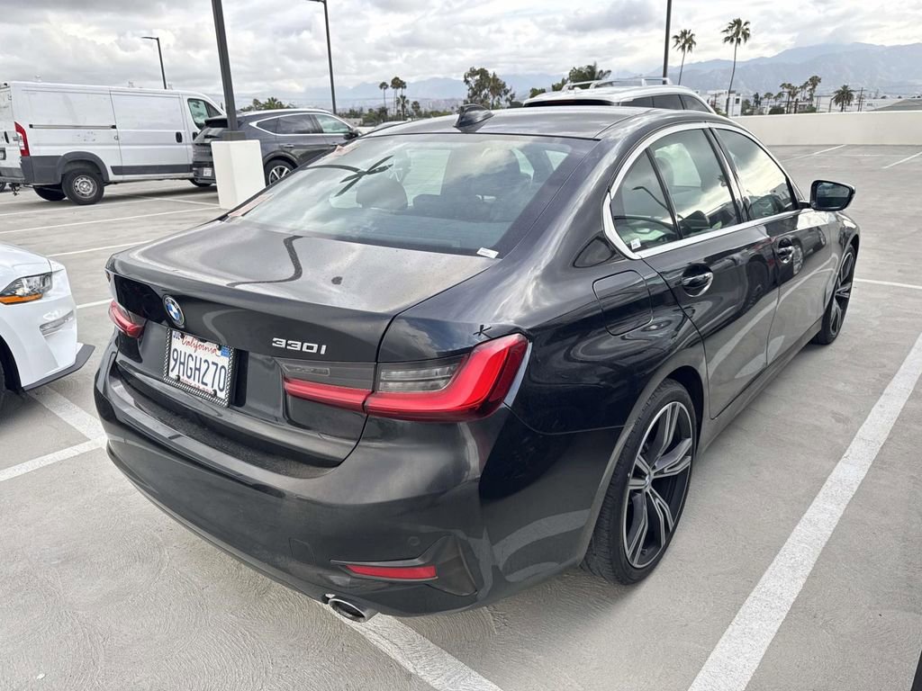 Used 2020 BMW 330i Sedan w/ Driving Assistance Package RWD image 12