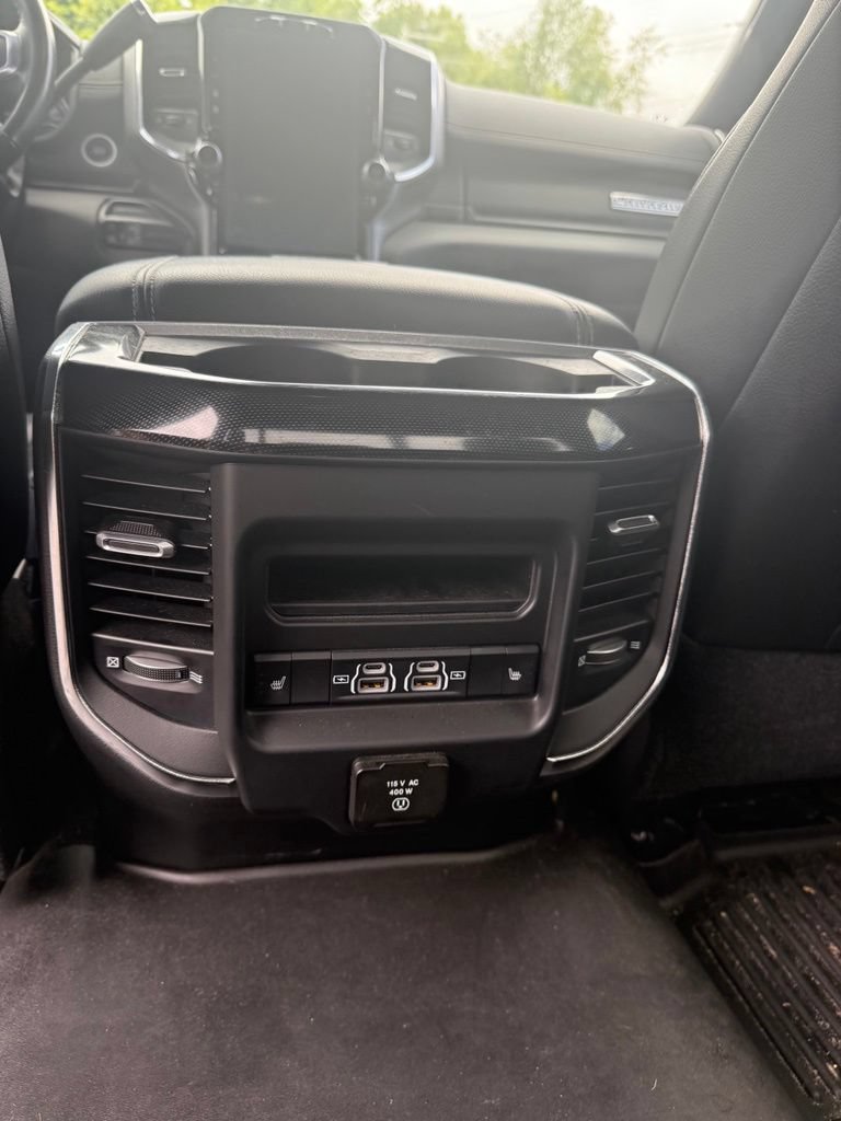 Used 2022 RAM 2500 Laramie AWD/4WD image 9