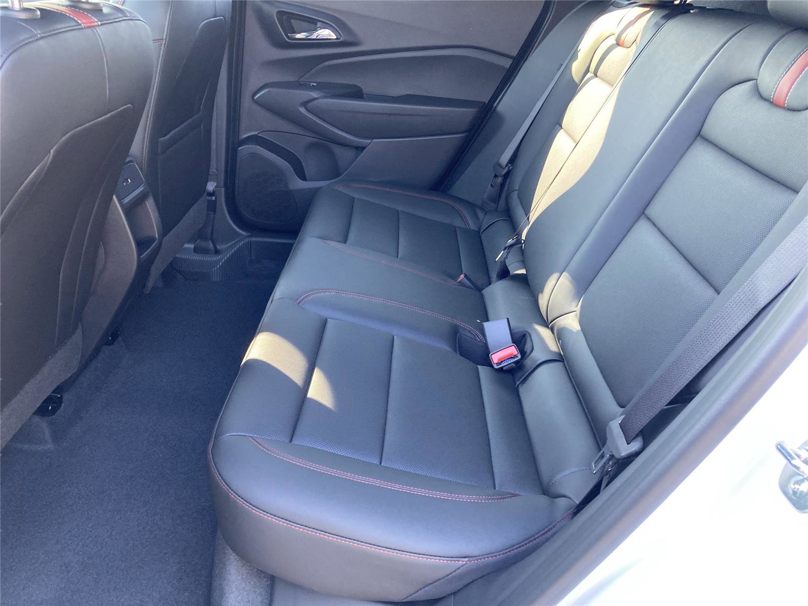 New 2026 Chevrolet Trax RS w/ Sunroof Package image 18