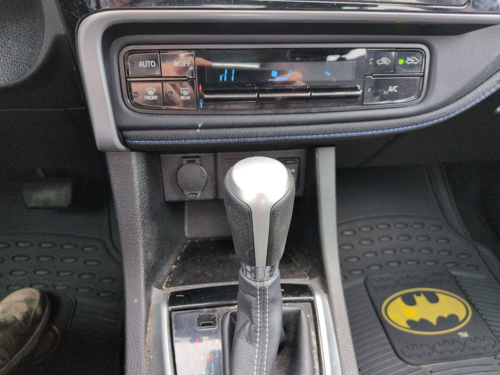 Used 2017 Toyota Corolla SE w/ Carpet Mat Package (TMS) image 19