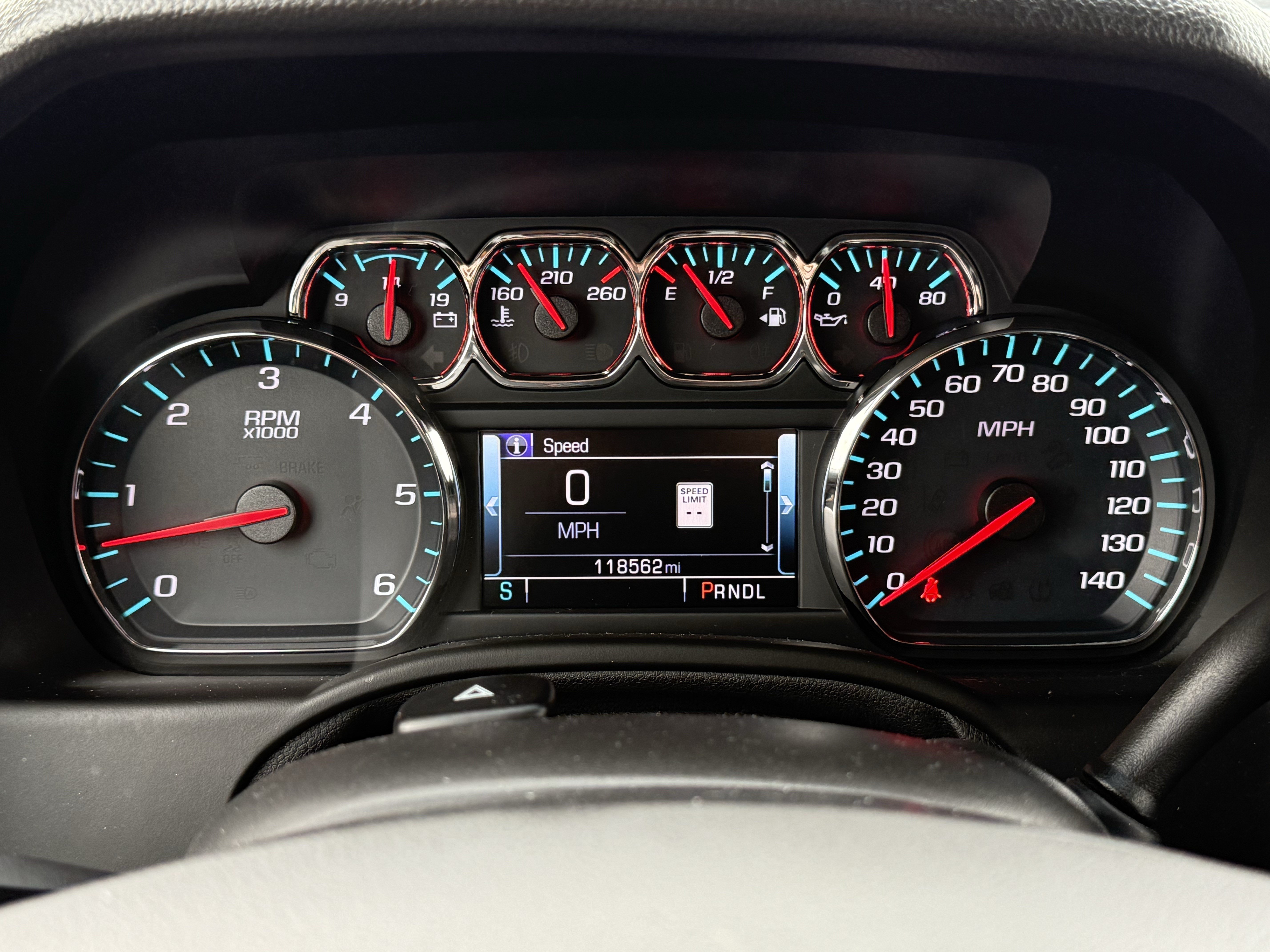 Used 2018 GMC Yukon SLT w/ Premium Edition RWD image 11