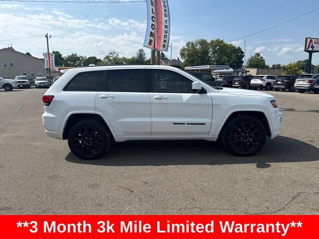 Used 2021 Jeep Grand Cherokee Laredo X AWD/4WD image 2
