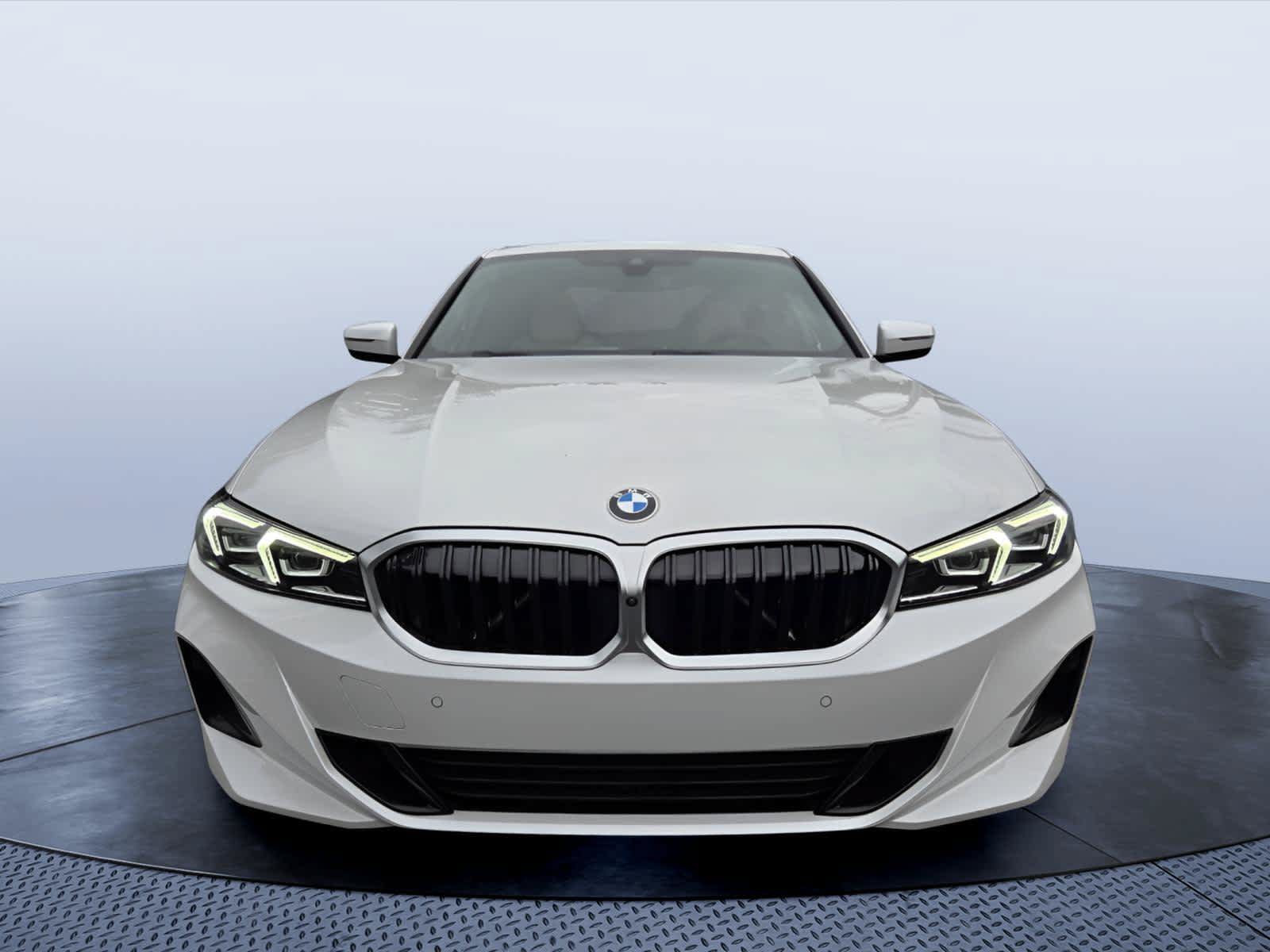 Certified 2023 BMW 330i xDrive Sedan w/ Parking Assistance Package AWD/4WD image 8