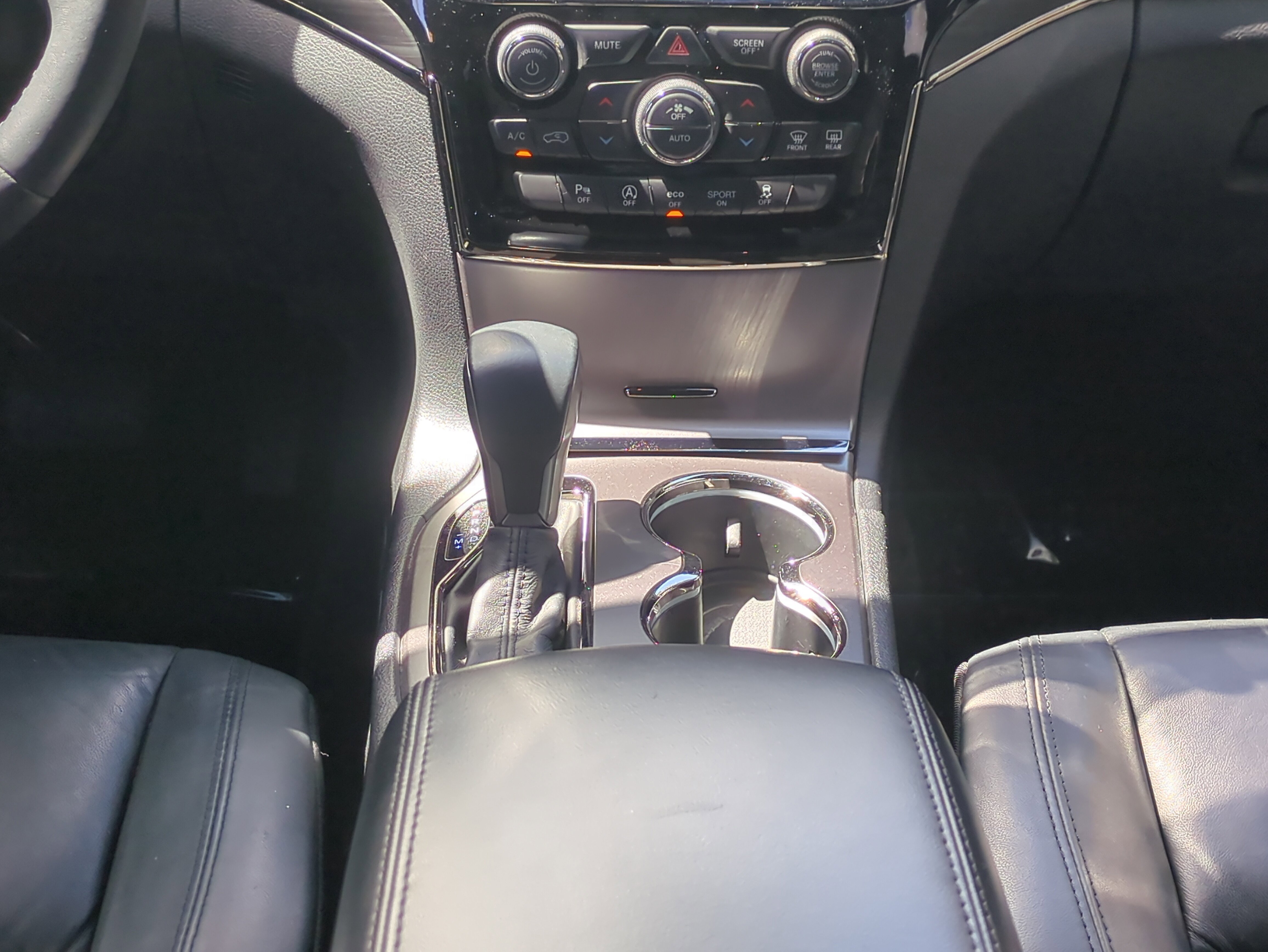 Used 2019 Jeep Grand Cherokee Limited X image 20