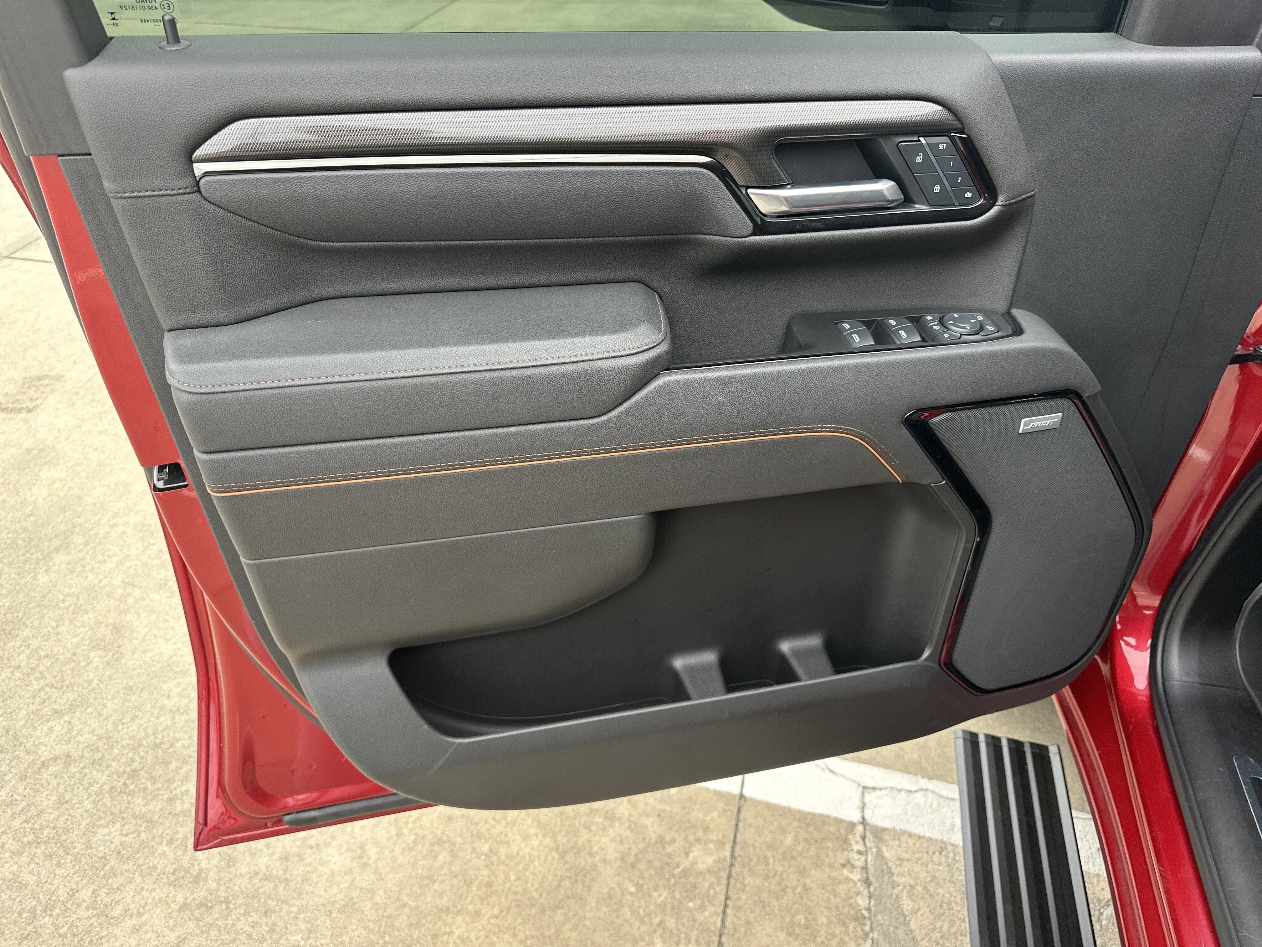 Certified 2025 GMC Sierra 2500 AT4 w/ AT4 Premium Plus Package image 11