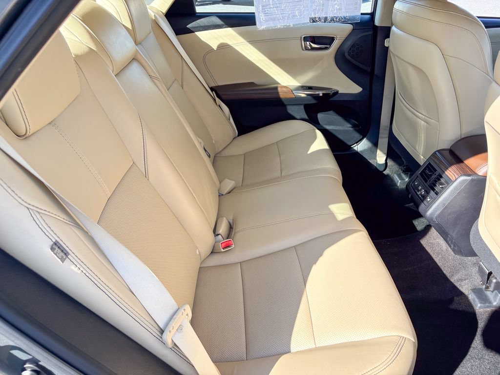 Used 2013 Toyota Avalon Limited FWD image 46