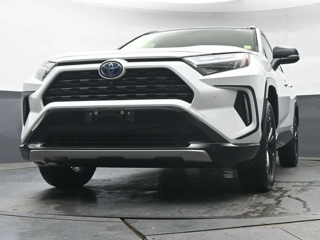 Used 2023 Toyota RAV4 XSE AWD/4WD image 35
