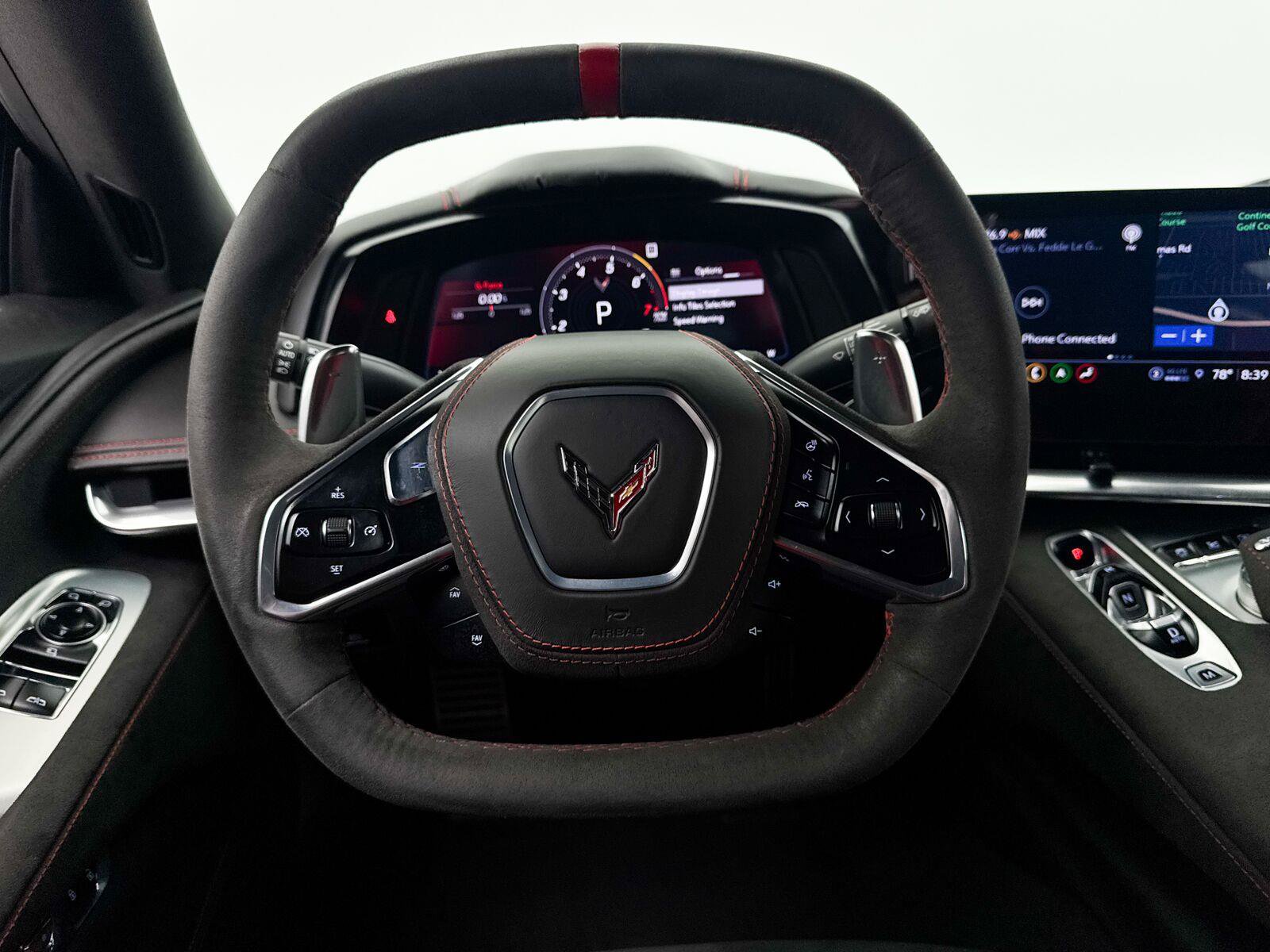 Used 2021 Chevrolet Corvette Stingray Premium Cpe w/ Z51 Performance Package RWD image 4