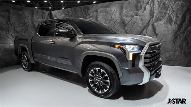 Used 2025 Toyota Tundra Limited image 27