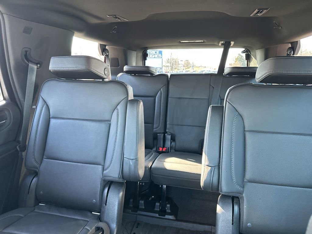 Used 2021 GMC Yukon Denali w/ Denali Premium Package AWD/4WD image 29