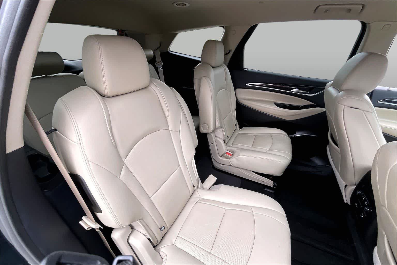 Used 2020 Buick Enclave Essence w/ Sound and Sites Package FWD image 18