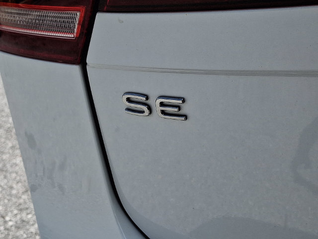 Used 2022 Volkswagen Tiguan SE R-Line AWD/4WD image 31