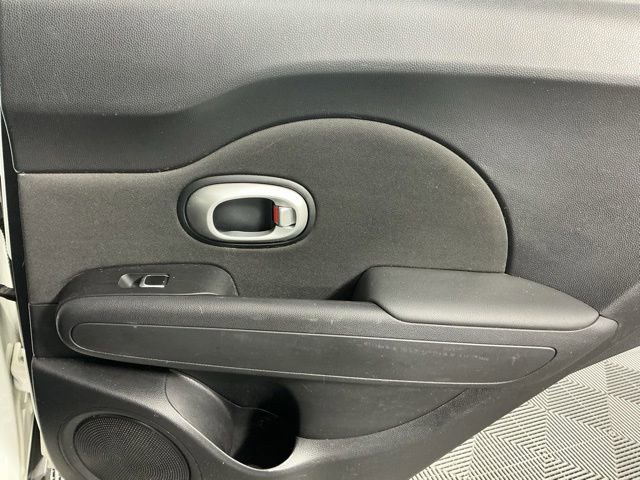 Used 2018 Kia Soul FWD image 11