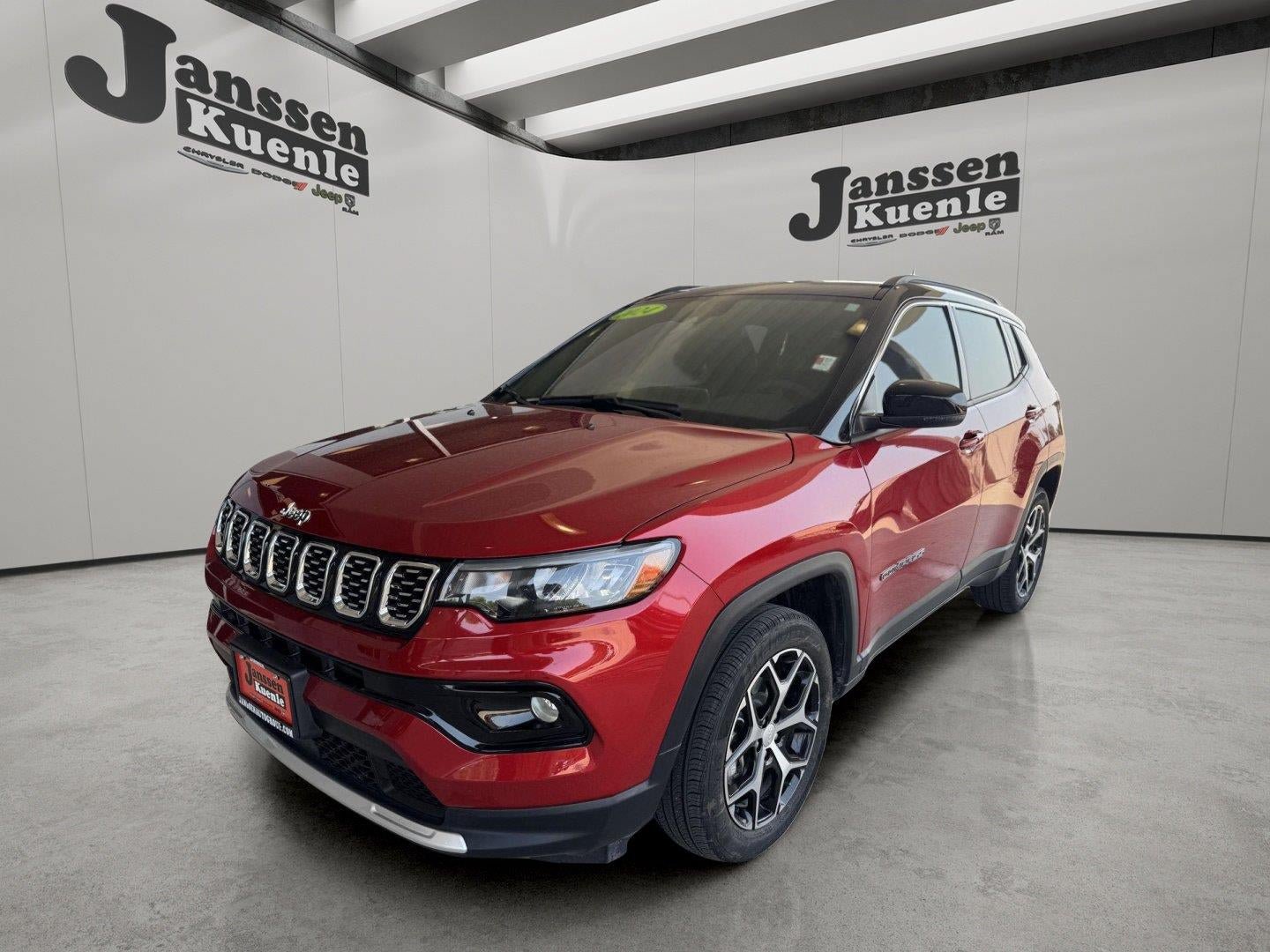 Used 2024 Jeep Compass Limited AWD/4WD image 5
