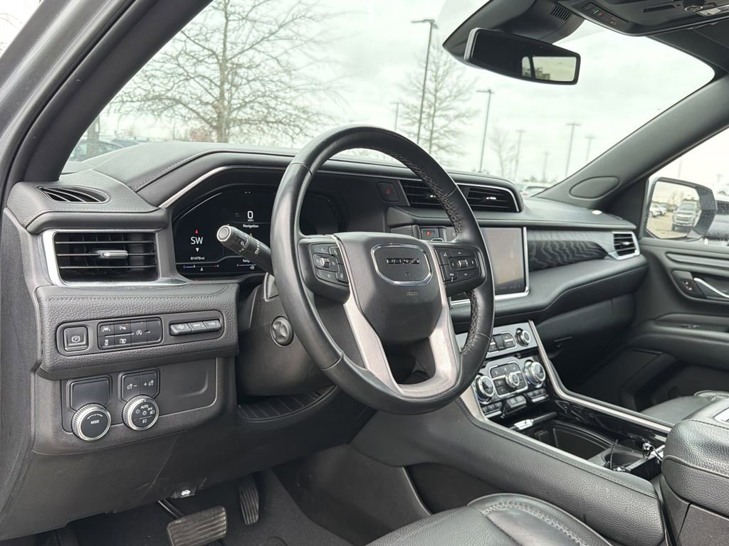 Used 2023 GMC Yukon Denali image 10