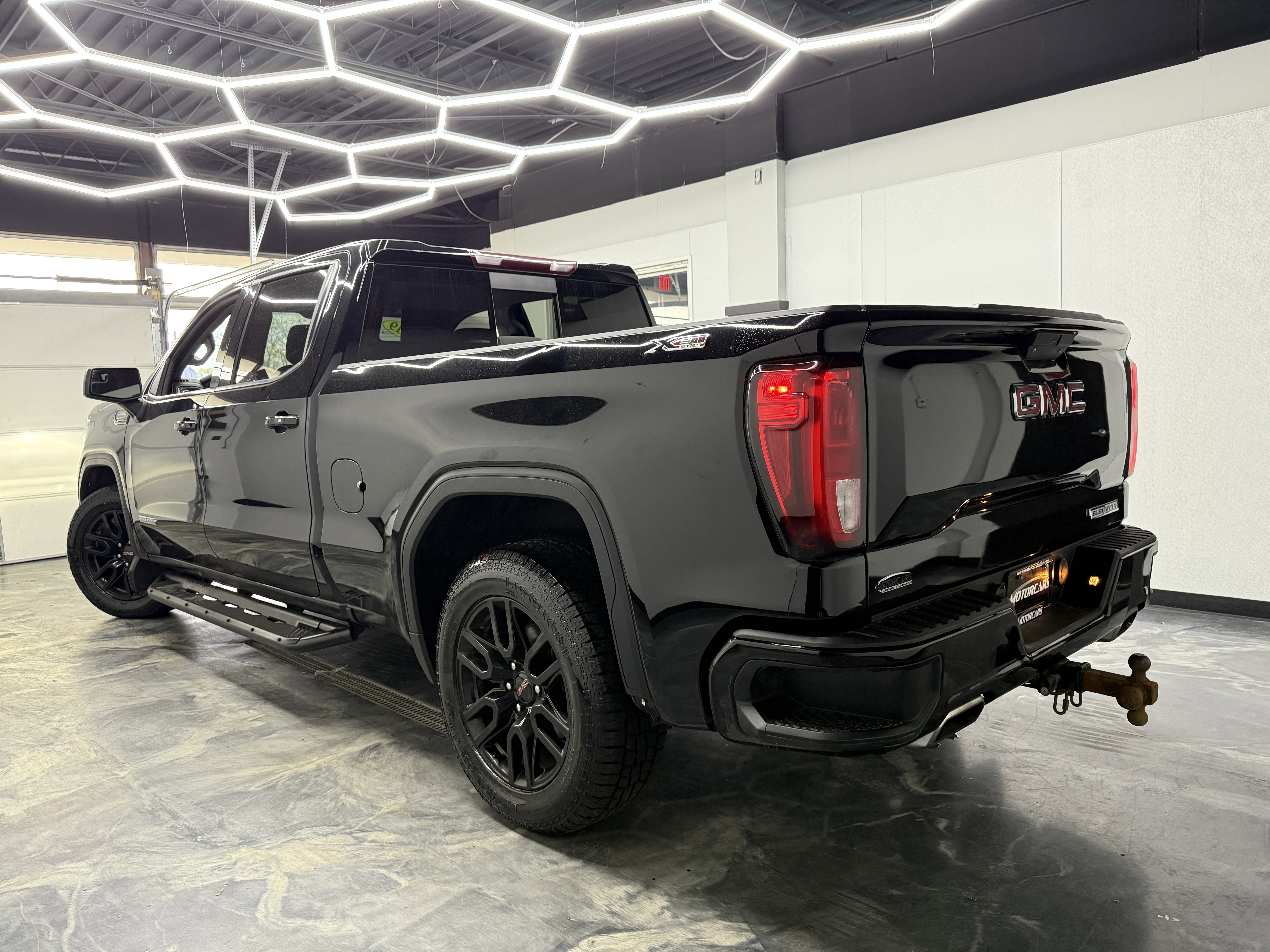 Used 2019 GMC Sierra 1500 Elevation image 7