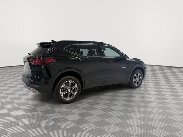 Certified 2024 Chevrolet Blazer LT w/ Convenience Package FWD image 11