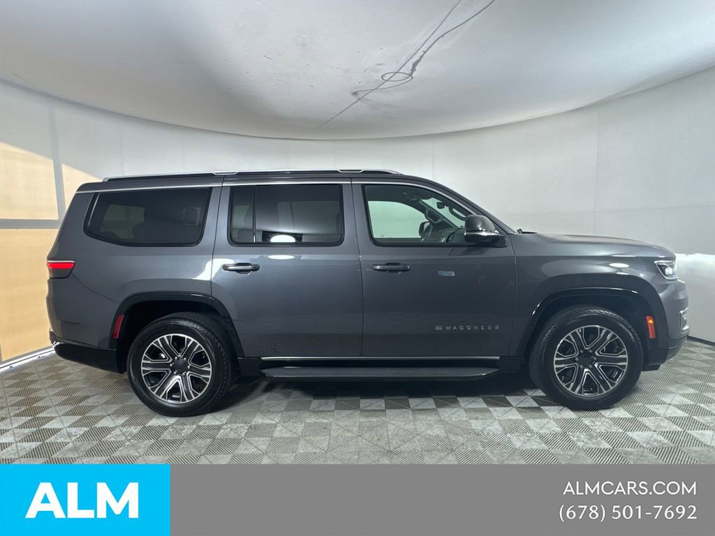 Used 2024 Jeep Wagoneer Series II w/ Flexible Seating Group AWD/4WD image 5