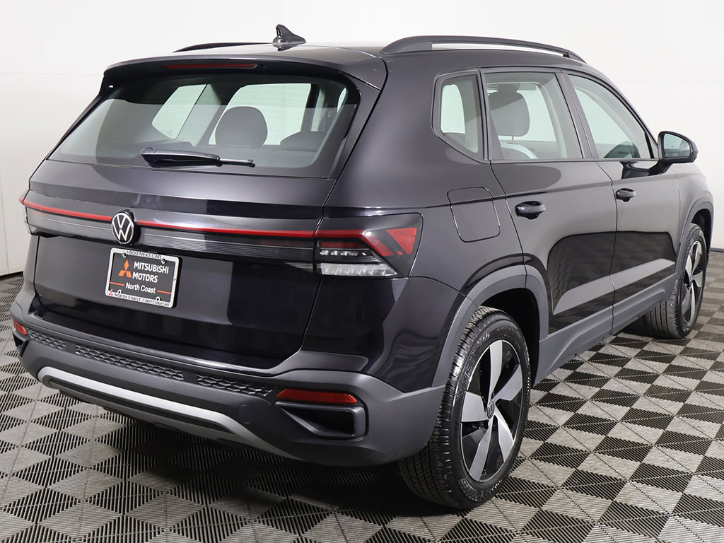 Used 2025 Volkswagen Taos S AWD/4WD image 10