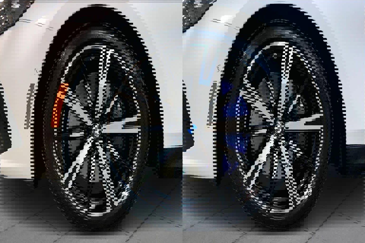 Certified 2024 BMW 540i xDrive w/ Premium Package image 10