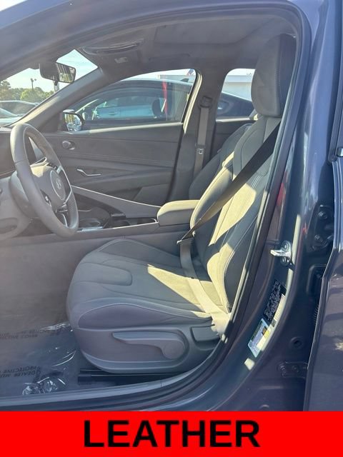 Used 2024 Hyundai Elantra SEL w/ Convenience Package FWD image 7