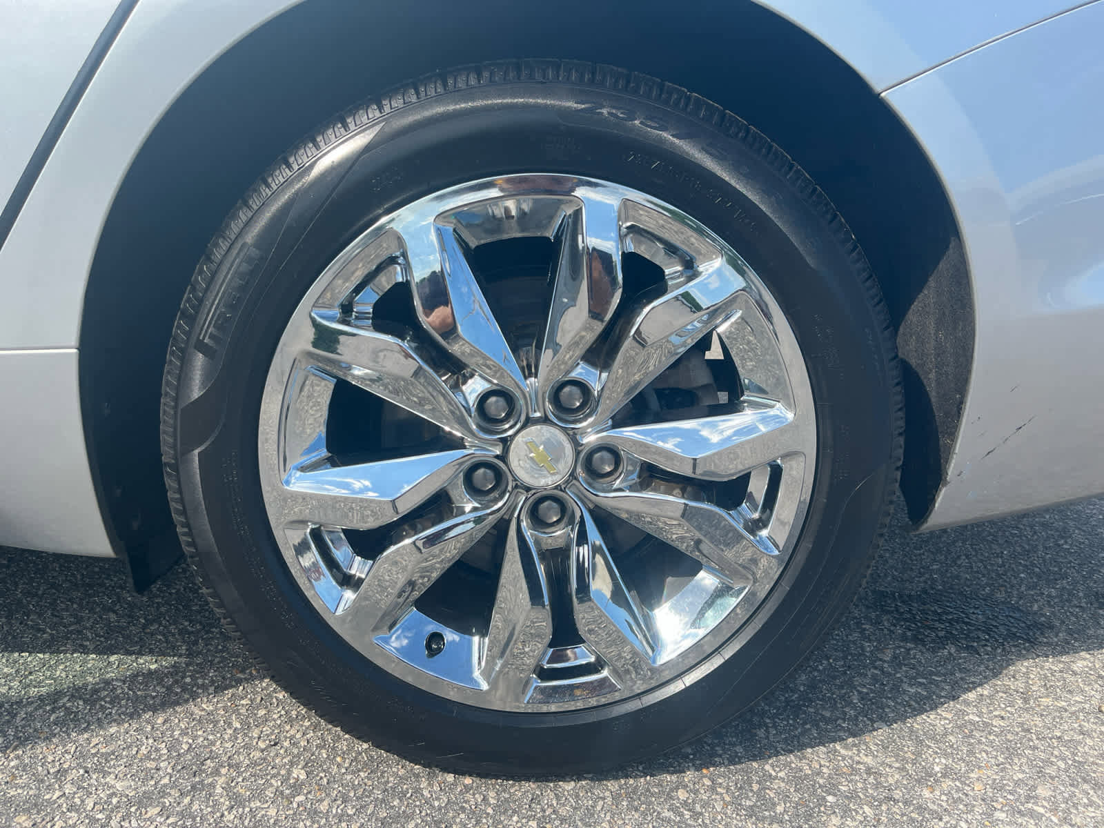 Used 2019 Chevrolet Impala LT FWD image 32