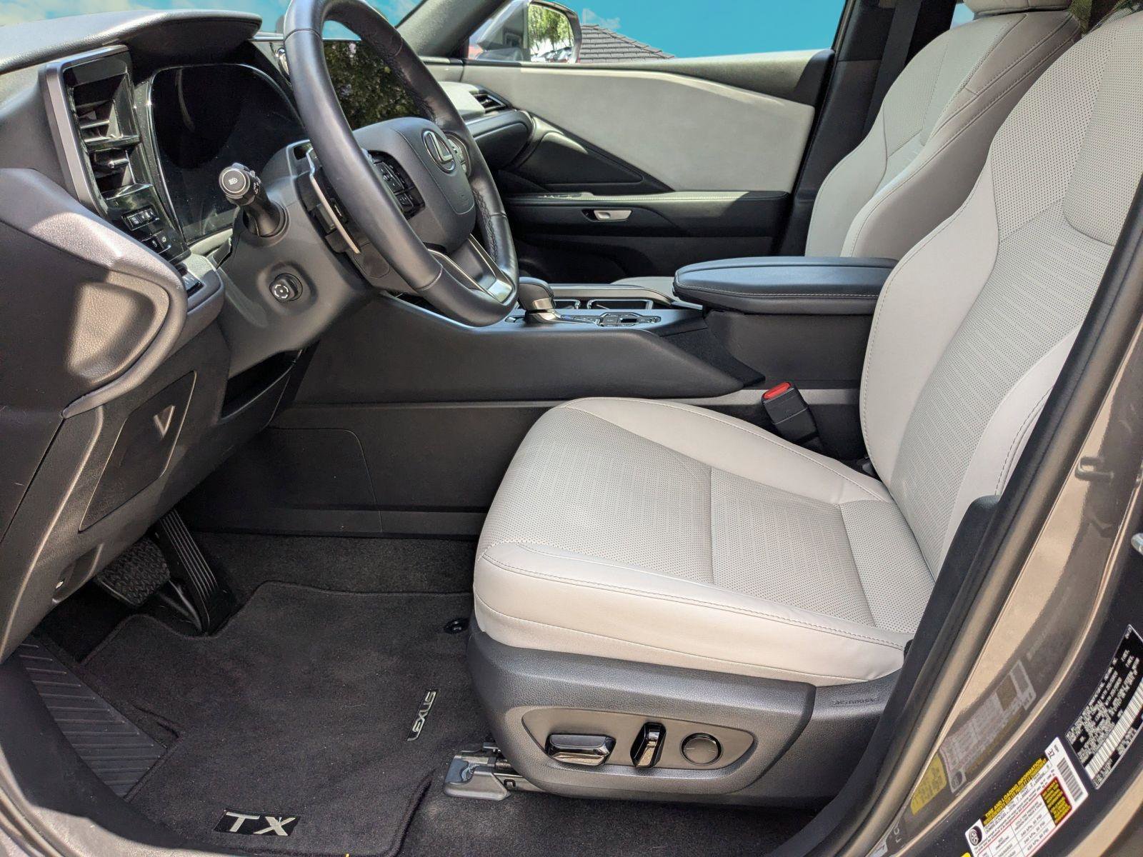 Certified 2025 Lexus TX 350 AWD w/ Technology Package image 5