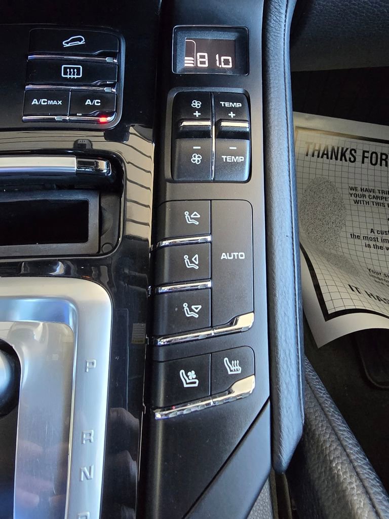 Used 2017 Porsche Cayenne S image 33