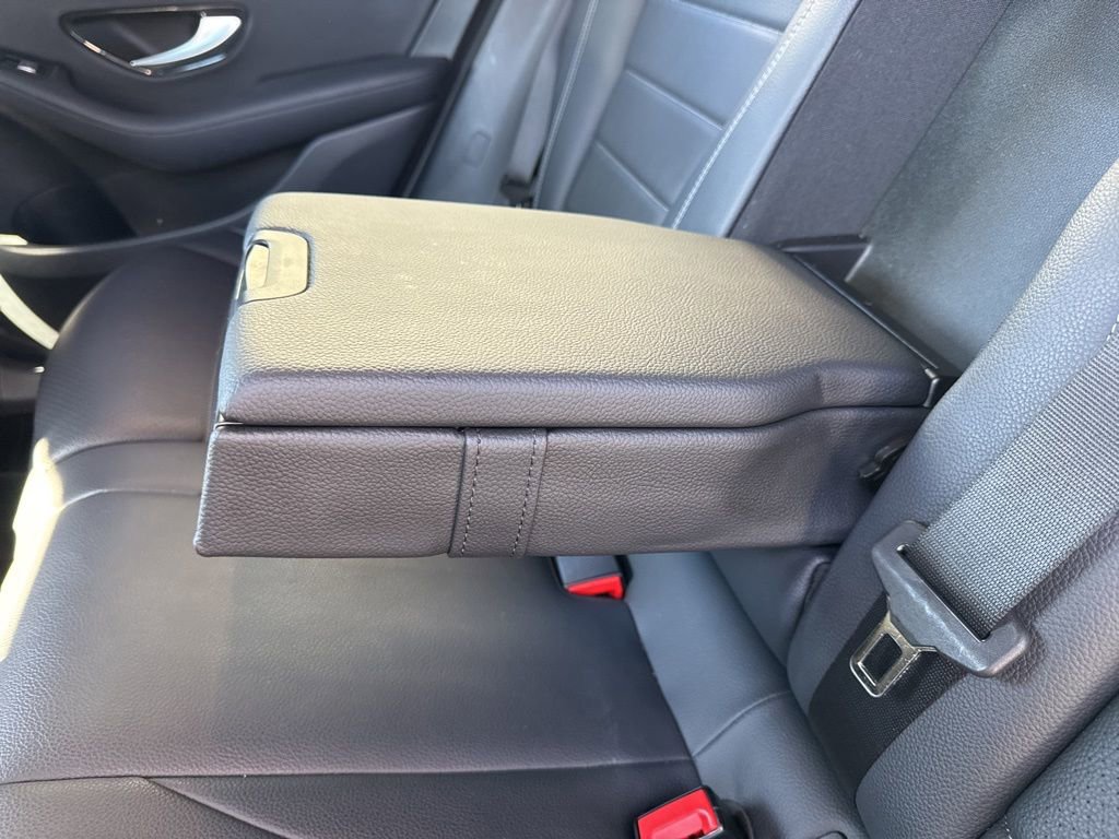 Used 2022 Mercedes-Benz GLC 300 4MATIC w/ Multimedia Package Lite image 15