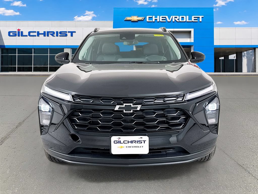 New 2026 Chevrolet Trax LT w/ Midnight Edition FWD image 2