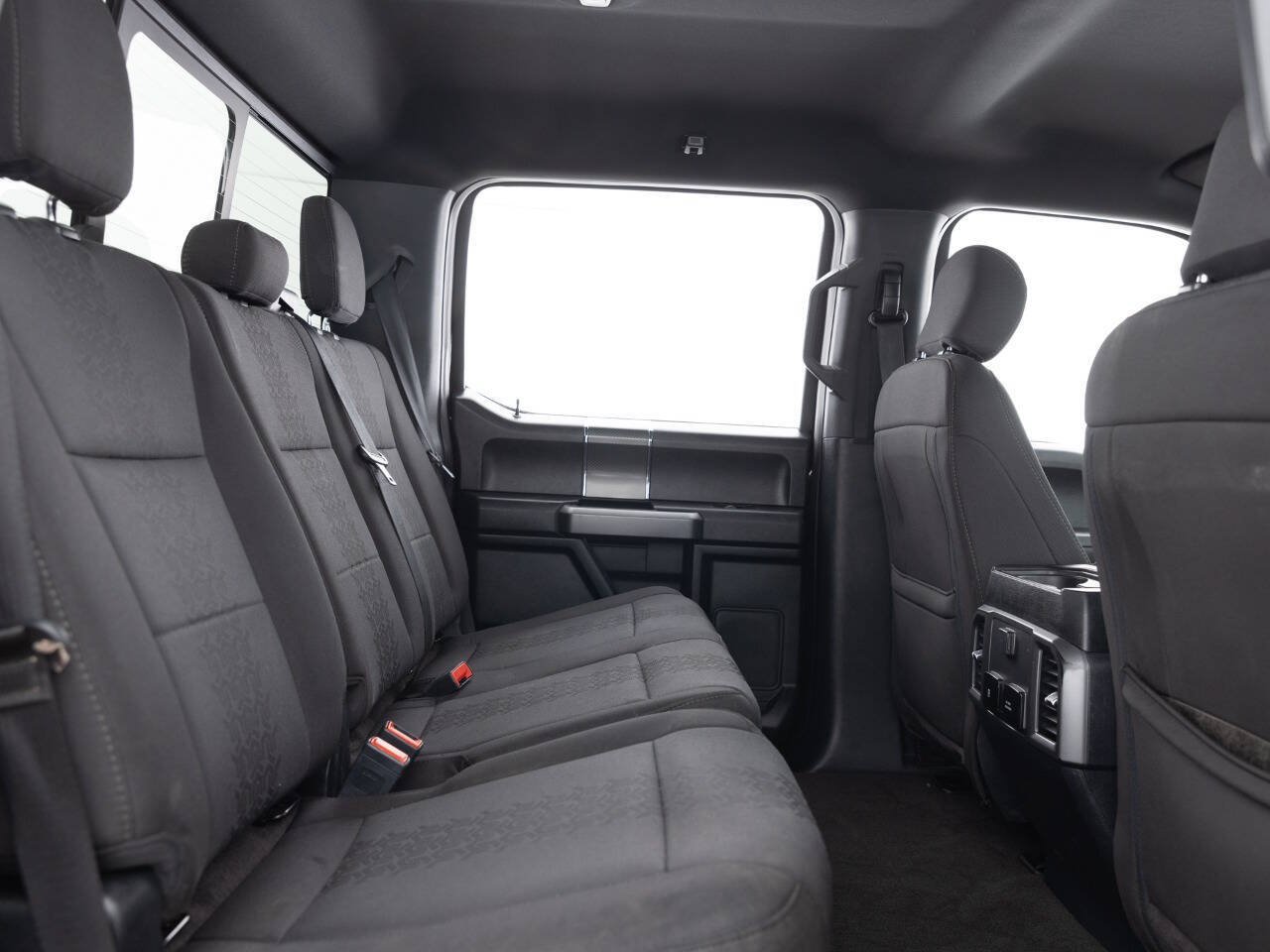 Used 2020 Ford F150 XLT w/ Equipment Group 302A Luxury AWD/4WD image 33