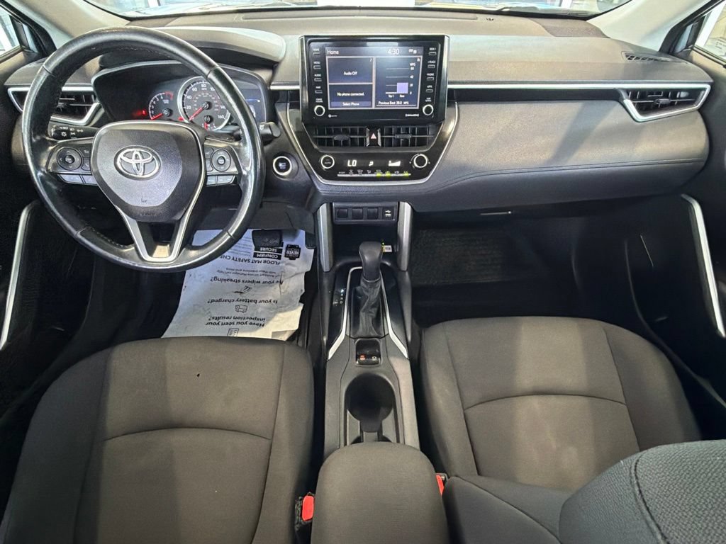 Certified 2022 Toyota Corolla Cross LE FWD image 32
