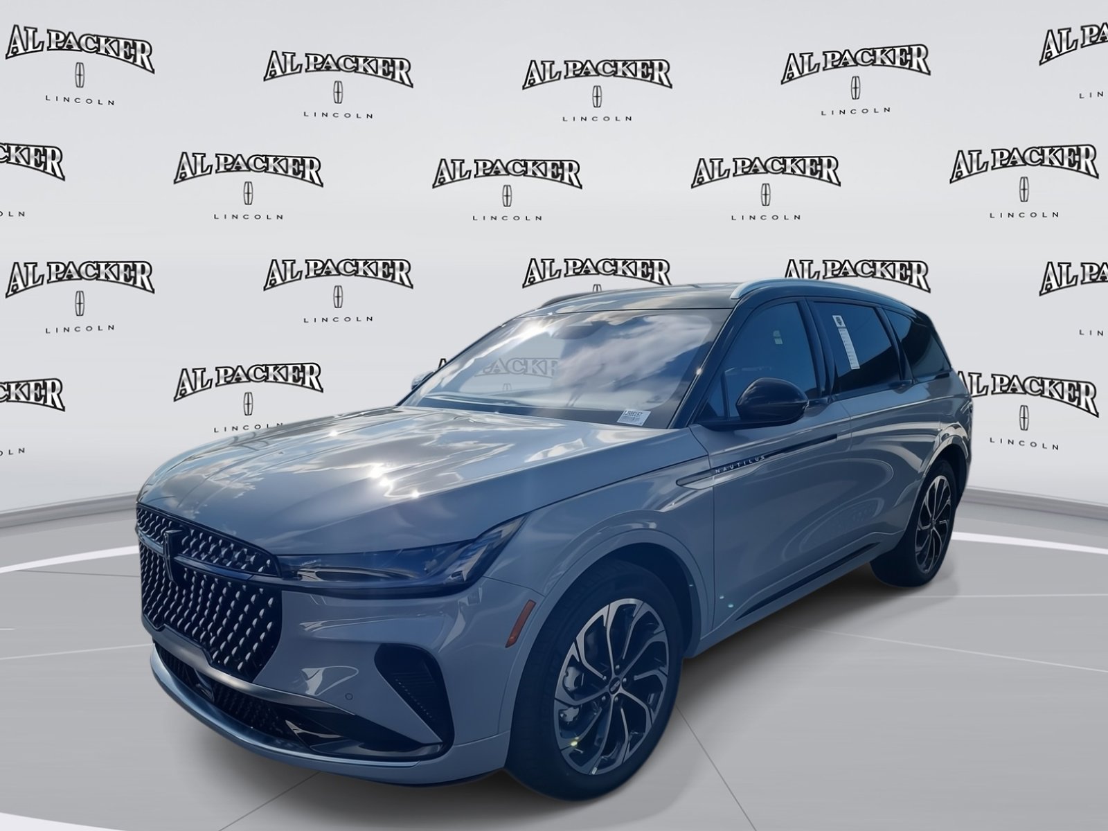 New 2026 Lincoln Nautilus Reserve image 1
